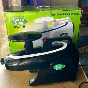 Twin Gear Juice Extractor